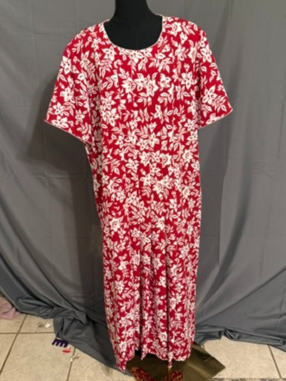 MAIN STREET CLASSICS Vintage Dress Size PTP 27 inches